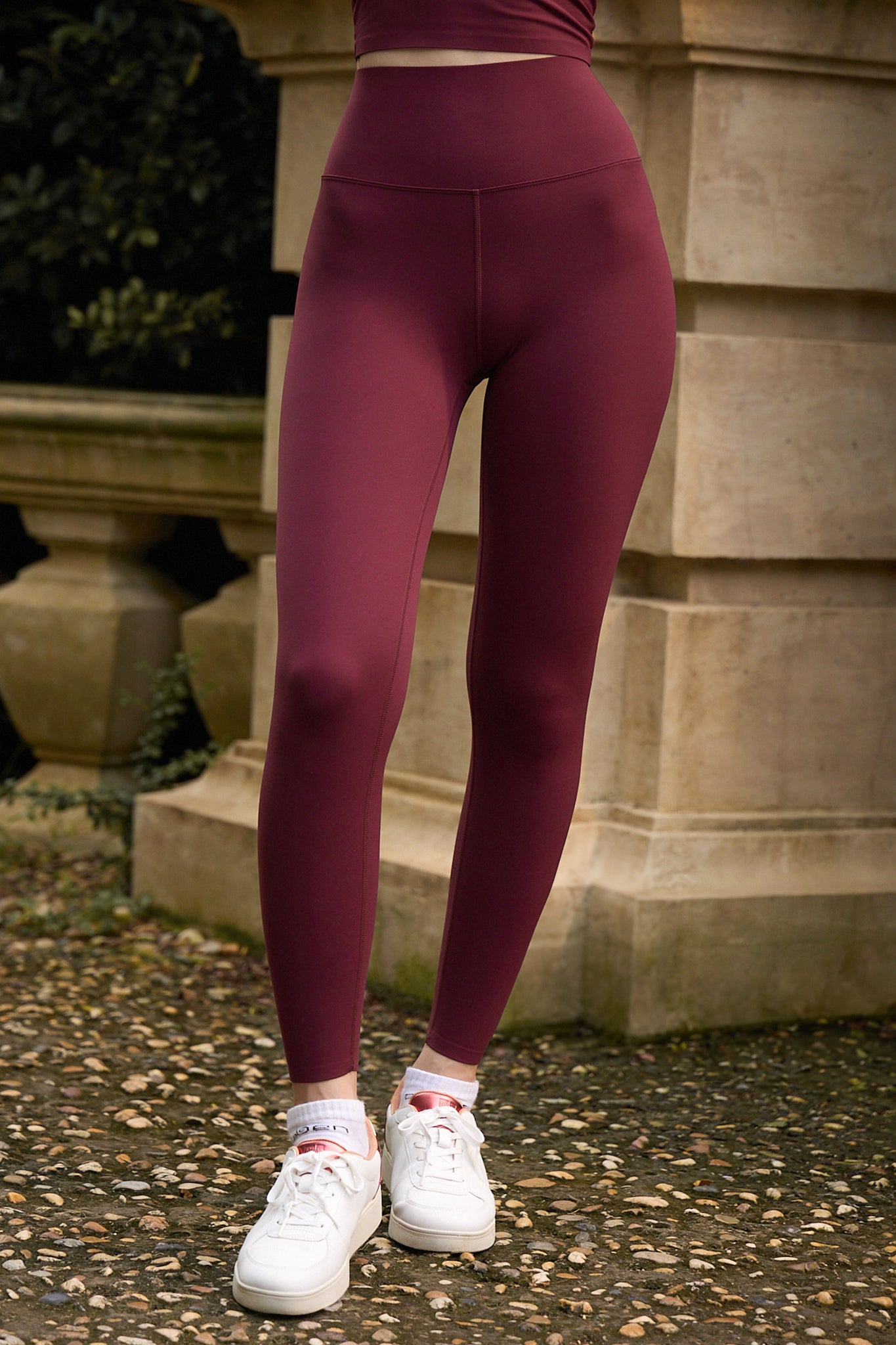 Quần legging Leisure - Màu Đỏ Garnet